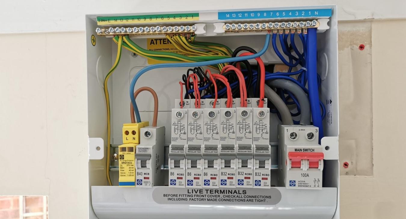 Electrician in Poole: Fault finding